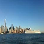Kreuzfahrtschiff vor New York